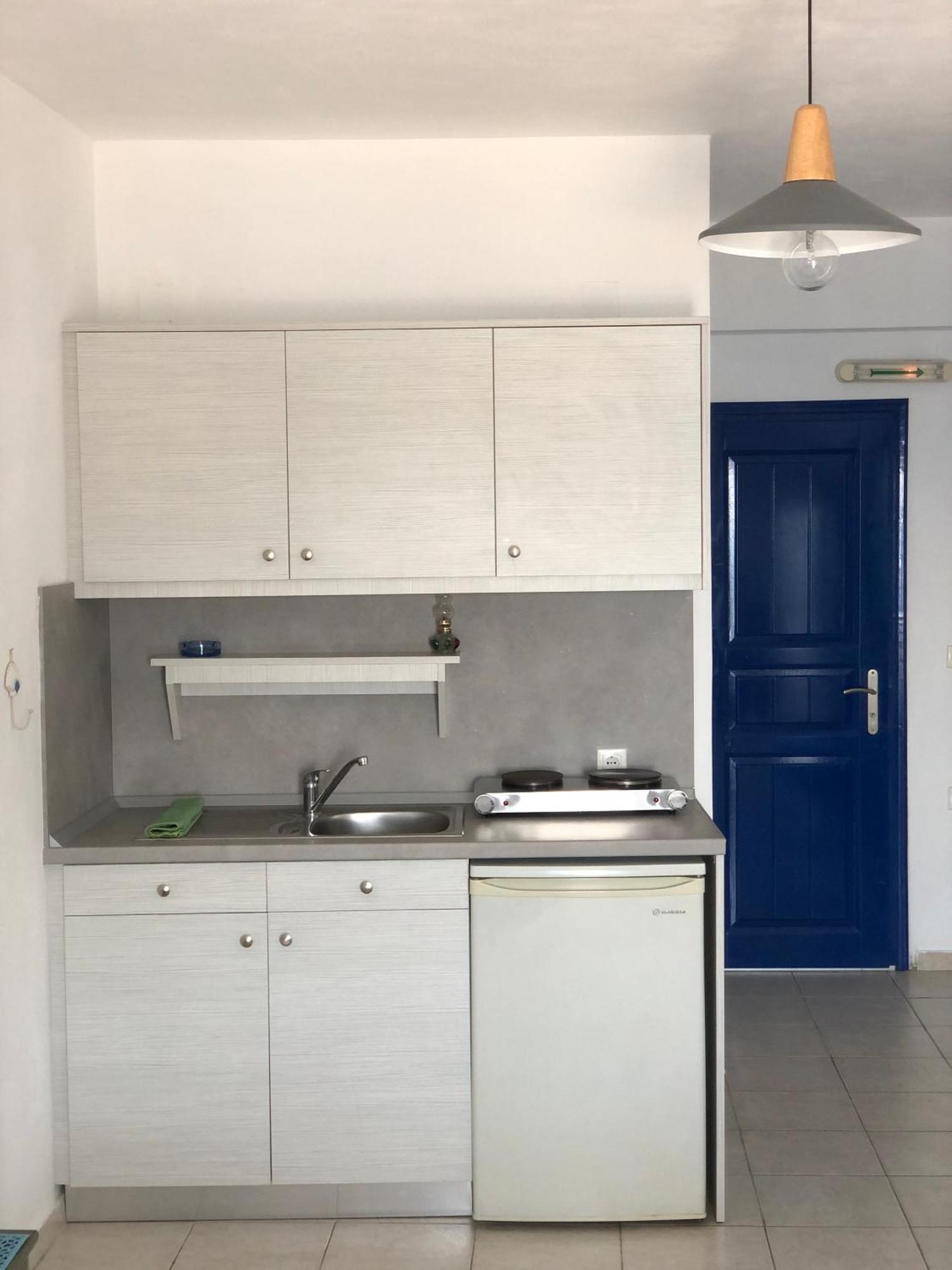 Vrahos Rooms - Studios Alopronia Екстер'єр фото